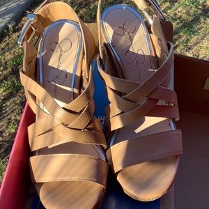 Jessica Simpson size 6 wedges